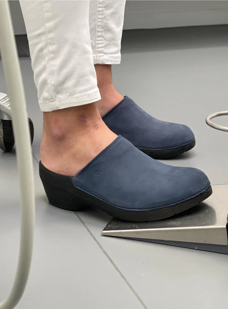 wolky clogs 06075 pro clog 11800 blue nubuck detail